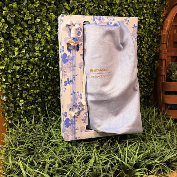 Stanley x Loveshack Fancy 40oz Quencher H2.0 Blue Floral Limited Edition - NEW - Picture 4 of 4